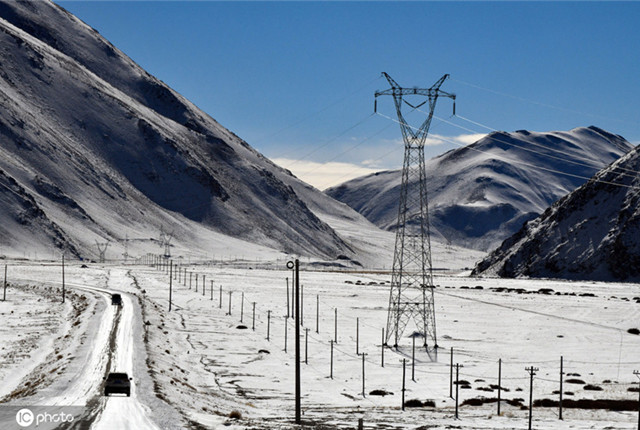 西藏阿里结束缺电历史 38万农牧民告别缺电生活