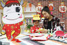 2021年1月7日，河北省唐山市丰润区碧桂园幼儿园孩子们在展示自己创作的生肖“牛”主题饰品。