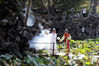 今天（10月1日），苏州古典园林狮子林首次推出实景版昆曲《牡丹亭》，让游客感知昆曲与园林情景交融的苏式慢生活。（苏报融媒记者 杭兴微 文/摄）
