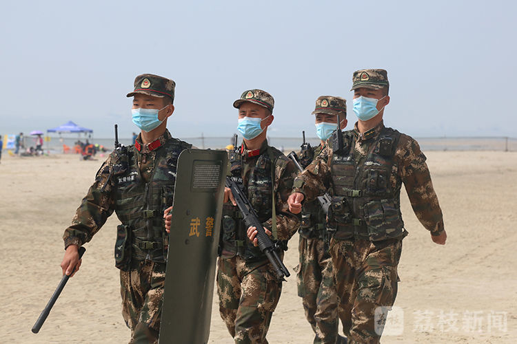 驻地|春节假期,武警官兵一线执勤守护驻地群众|荔枝军事