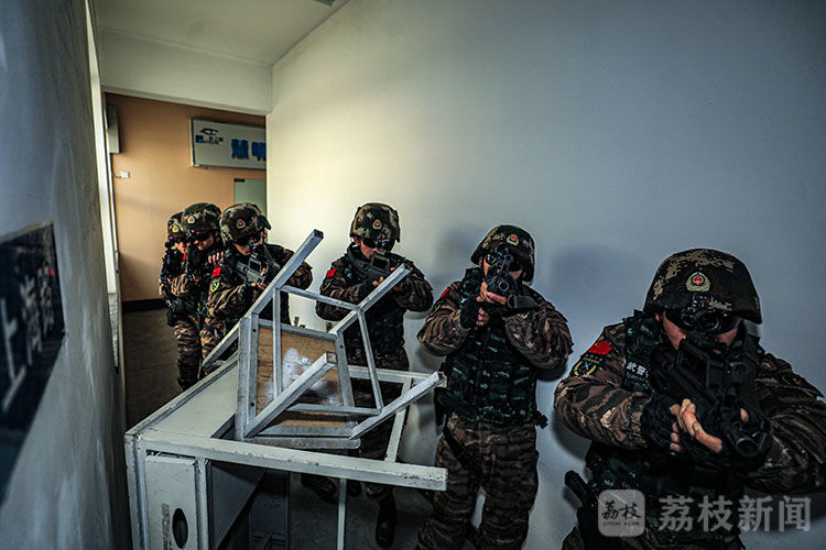 天津|练兵备战正当时 天津武警节后训练“放大招”|荔枝军事