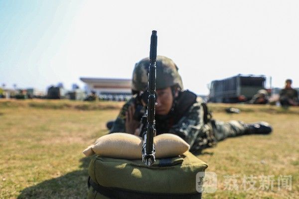 狙击手|实战化锤炼狙击手练就过硬本领|荔枝军事