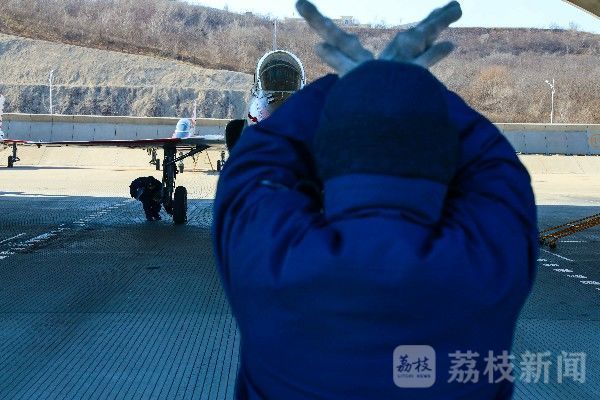 飞行|雏鹰振翅向战而飞|荔枝军事