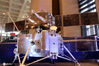 2021年3月2日，北京。月球样品001号入藏国家博物馆，观众可以近距离一睹嫦娥五号从月球带回的“土特产”——月球样品的真容，感受飞天梦想。