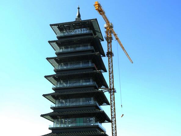扬州中国大运河博物馆最后一座塔吊开始拆除