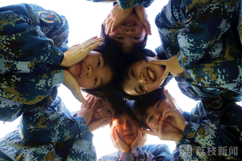 青春|妇女节献礼|巾帼女兵绽放别样青春