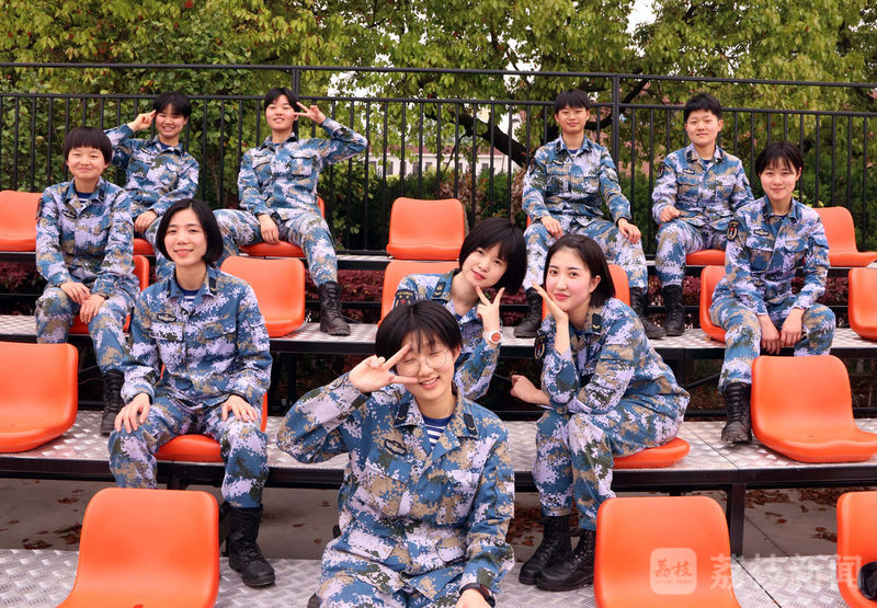 青春|妇女节献礼|巾帼女兵绽放别样青春