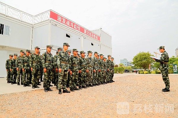 考核|驾驶员阶段性考核来了|荔枝军事