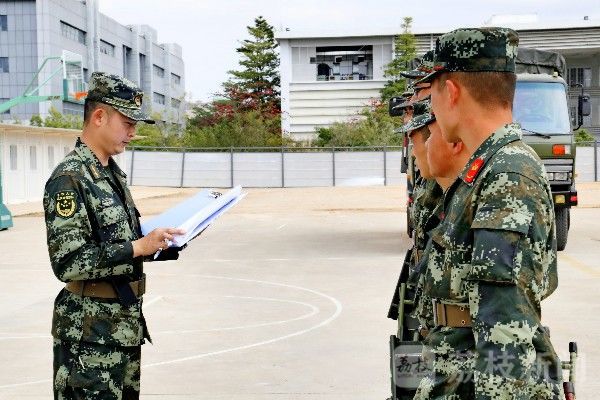 考核|驾驶员阶段性考核来了|荔枝军事