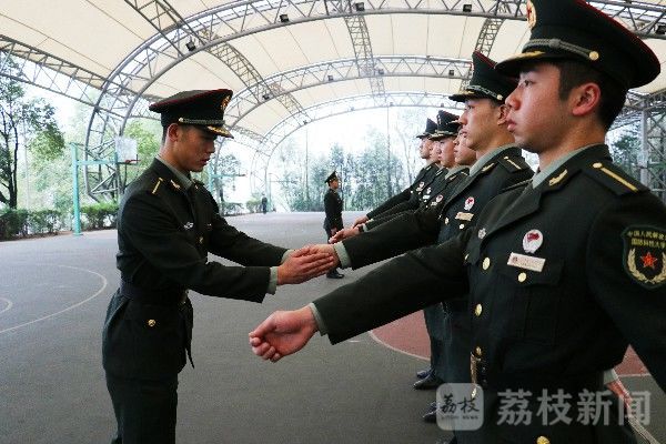 联考|磨刀砺剑，看国防科大学员如何备战联考！|荔枝军事