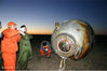 2003年10月16日，内蒙古四子王旗北部的阿木古郎牧场，中国第一艘载人航天飞船：神舟五号着陆。在太空中围绕地球飞行14圈后，中国载人航天飞船神舟五号于北京时间2003年10月16日6时23分安全返回，降落在预定的着陆场。