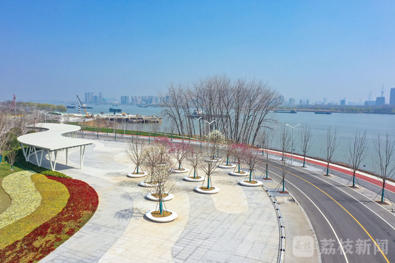 【续写更多春天的故事 走进经济特区国家级新区】在南京江北新区"最美