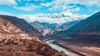进入5月，被誉为中国最美景观大道的国道318线川藏公路迎来旅游热，人们在长达2000余公里的公路上领略雪山、冰川、草原、峡谷、湖泊、大河的极致美景。图为2020年12月13日，西藏林芝，南迦巴瓦峰。来源：视觉中国 徐成龙/视觉中国