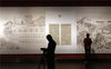 2021年5月13日，长135米、高3米的鸿篇巨制“中国大运河史诗图卷”在南京江苏省美术馆正式展出，画作中既有历史的厚重底蕴，又有现代的青春光彩；既有标志性的水工建筑，又有代表性的风物遗存；既有静美的水乡景观，又有活化的民风习俗；既有运河的自然风景，又有沿岸的城市风情，勾勒渲染之间，让穿越沧桑的大运河，悠然流淌出新的风采、意象和神韵，吸引众多观众前来欣赏。视觉中国 编辑/陈进
