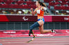 Marlene van Gansewinkel of the Netherlands powers down her lane en route to victory in the 200m T64 final at the Tokyo Paralympics on Aug 31. The 26-year-old Van Ganswinkel also won gold in the 100m T64 and bronze in the long jump T64. [Photo/Agencies]