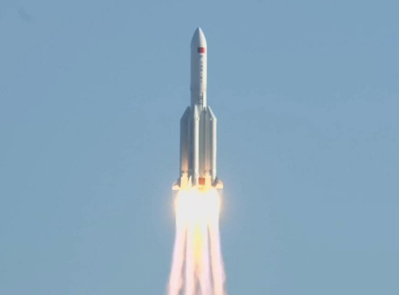 运载火箭|新一代载人运载火箭或用新型垂直起降回收方案