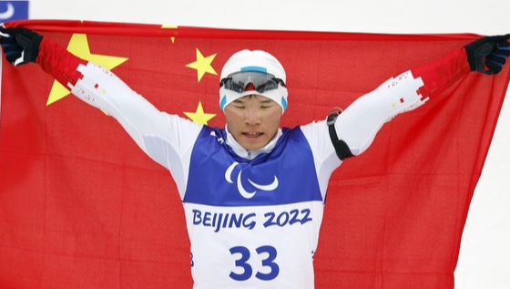 刘梦涛,刘子旭|中国代表团第11金！中国选手夺得冬季两项男子12.5公里（坐姿组）金、铜牌
