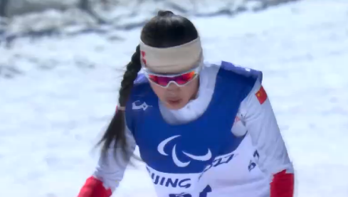 北京冬残奥会|中国代表团第2金！郭雨洁夺得冬季两项女子6公里（站姿组）金牌