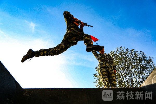 激战正酣！直击武警第二机动总队某支队群众性练兵比武|荔枝军事