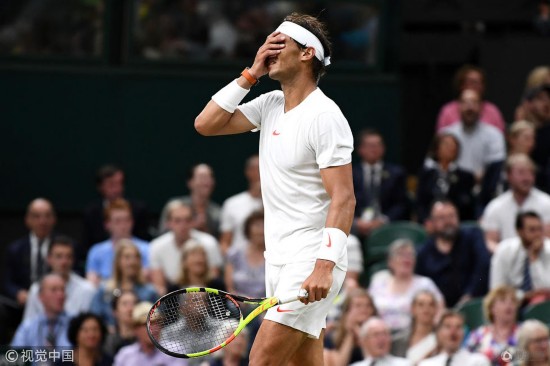 纳达尔丢关键分扶额叹息 德约占先霸气怒吼(图)