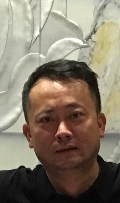 周立波曝光鄢军的真实身份,他不愿意露面的原因也被揭开