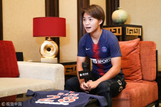 王霜加盟巴黎圣日耳曼