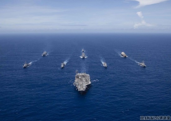 航母戰鬥群b52轟炸機美海軍空軍聯合秀鋼鐵肌肉