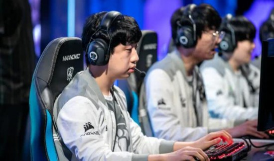 s8小组赛首发:duke将战soaz 欧成直面jkl