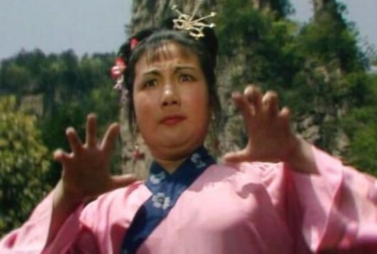 还记得"白骨精"变身的村姑吗?55岁变这样