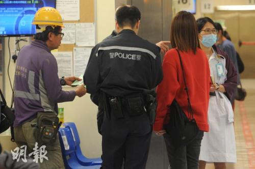 香港5辆中重型车连环相撞 致2人受伤1人死亡