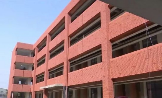 华庄中学新校区六月底交付!