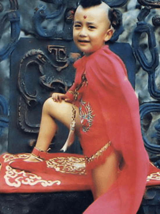 西游记红孩儿长大了,如今42岁资产上亿,身材发福与之前判若两人