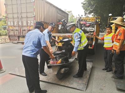 电动自行车新国标实施 广州查处摩托车电动车超4.3万辆_荔枝网新闻