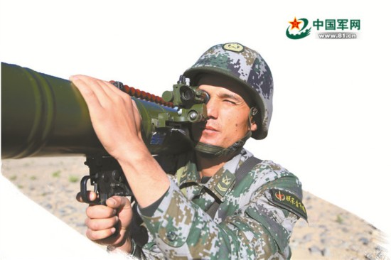 连续14年被评为军事训练一级师,"天山雄师"建功军营