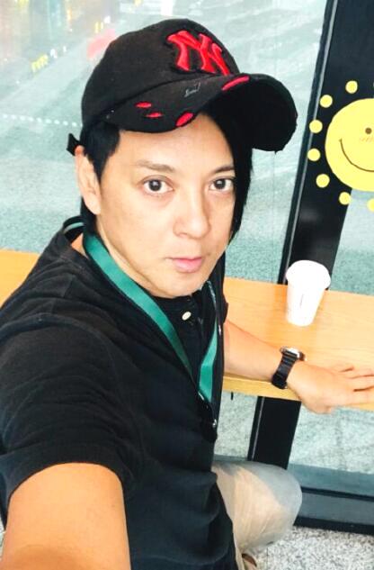 莫少聪早年曾和洪欣相恋,2000年洪欣为他未婚生子,儿子现改名叫张镐濂