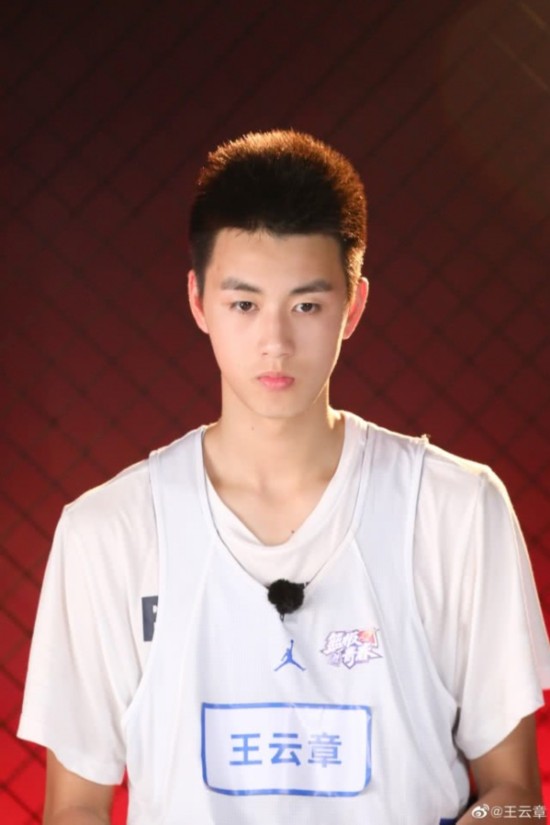 王云章谈回归篮板青春队:队友变强了 面对日本最强校要放开打