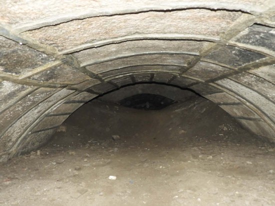 文昌阁下真有文津桥吗?下部建筑深埋地下_荔枝网新闻