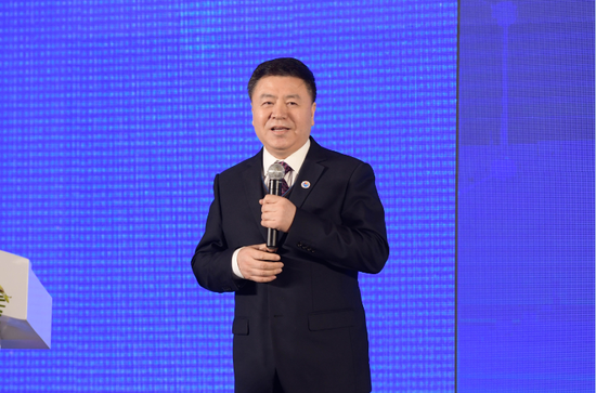 赵平