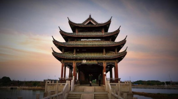 落日余晖金坛小城别样美