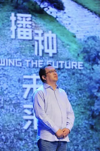 “感动中国2018年度人物”揭晓 致敬钟扬:把生命献给高原的植物学家_荔枝网新闻