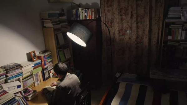 靠一首诗找到工作,南京先锋书店有个"孙教授"!_我苏网