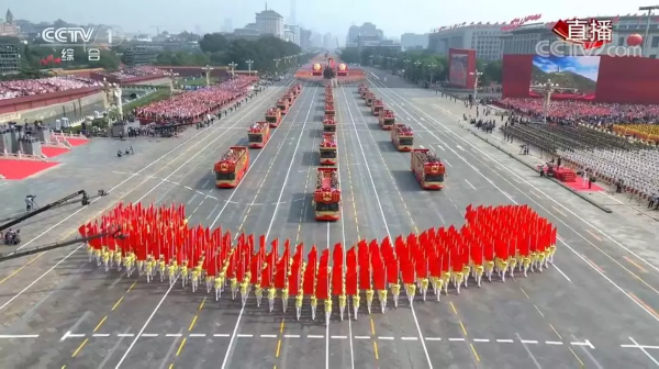 我苏网 徐州  据了解,张凤中1966年出生于唐店街道唐店村,国防大学
