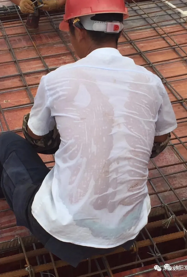 咸涩的汗水凝聚成力量他们创造了大美沭阳的日新月异图片:丁华明电力