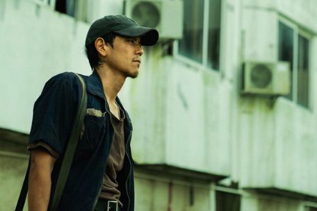 《热带往事》开启预售曝"文武兼备"特辑 彭于晏为角色减重32斤