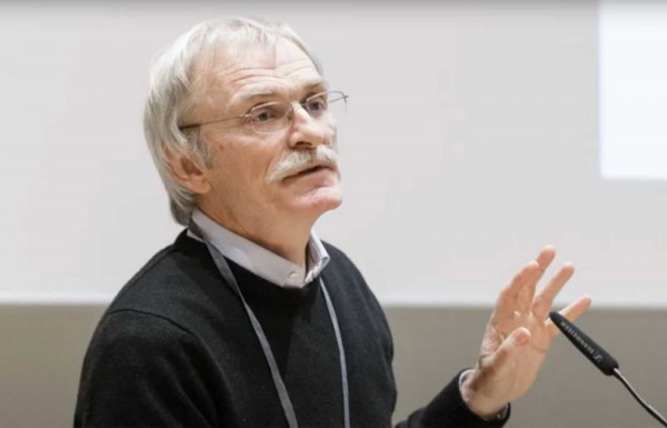 法国巴斯德研究所教授西蒙&middot;韦恩&middot;霍布森