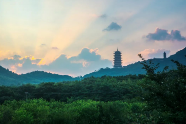 可享受江宁8个景区景点(牛首山文化旅游区,江苏园博园,金陵小城,阳山
