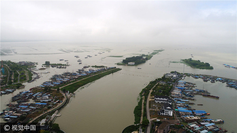 江苏淮安:洪泽湖水位突破警戒线 海事部门已启动预案