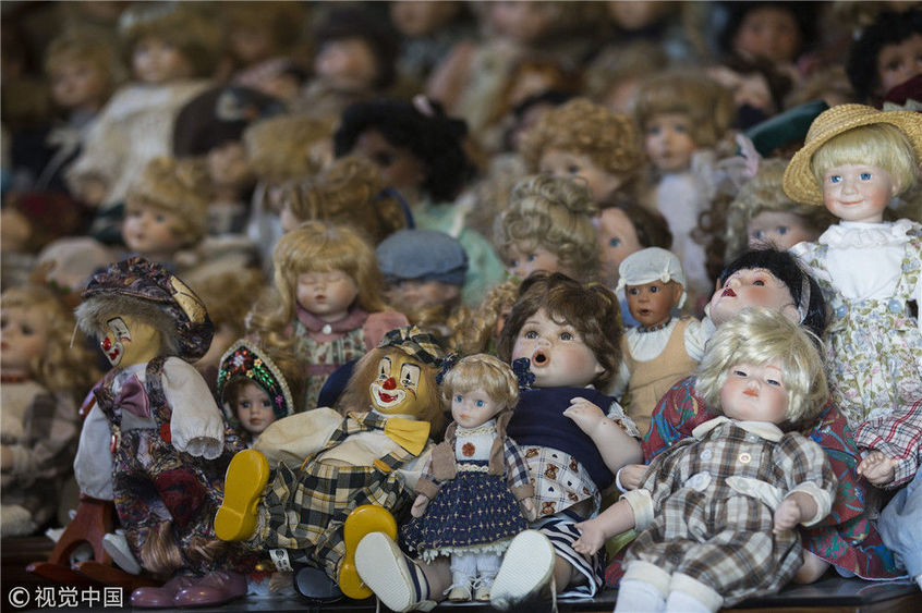 土耳其安卡拉,土耳其姑娘bircenaz yurtsever从小就特别喜欢洋娃娃