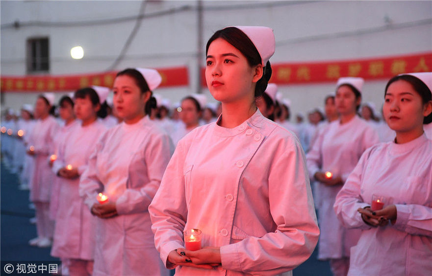 12"国际护士节授帽仪式