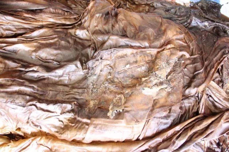 兴化出土的古墓中散发出一股奇香,墓主人竟穿着